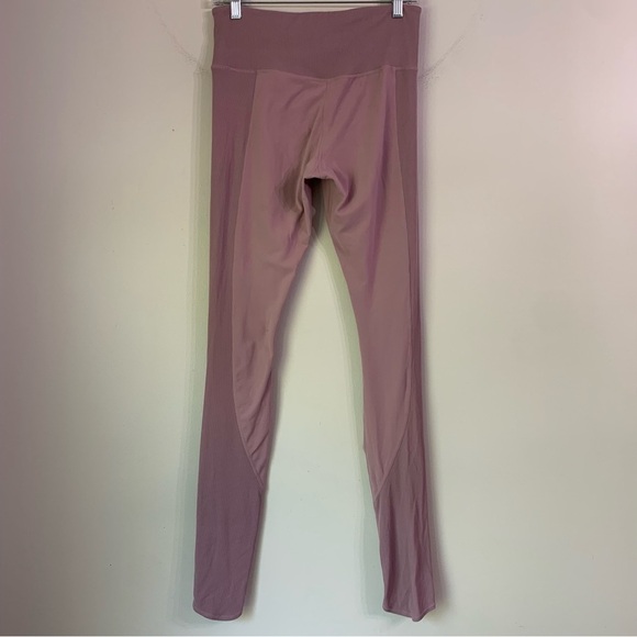 Athleta Leggings Elation Hybrid Pink Barre
Ribbed Tights Pink Medium - Picture 4 of 9